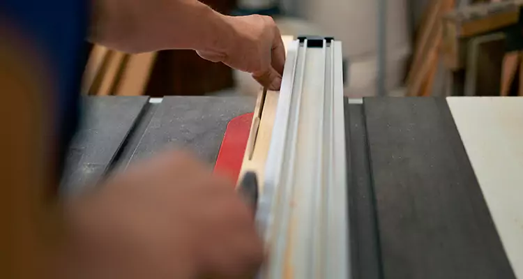 Bifold Door Seal Repair in Belle Glade, FL