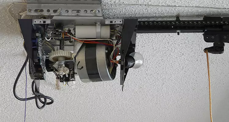 Emergency Garage Door Opener Repair in Belle Glade, FL