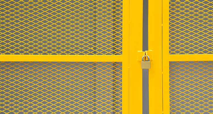 Steel Mesh Screen Door Repair in Belle Glade, FL