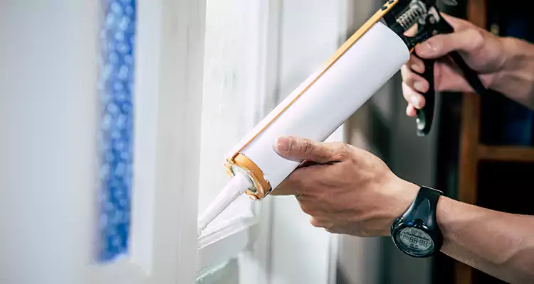 Windows Leaking Air Repair in Belle Glade, FL