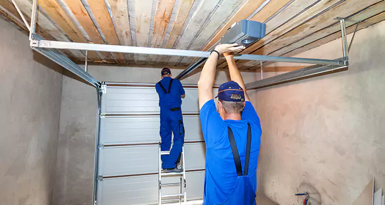 Garage Door Opener Technician in Belle Glade, FL