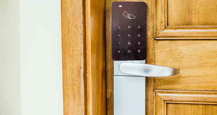 Keyless Hotel Door Locks Repair in Belle Glade, FL