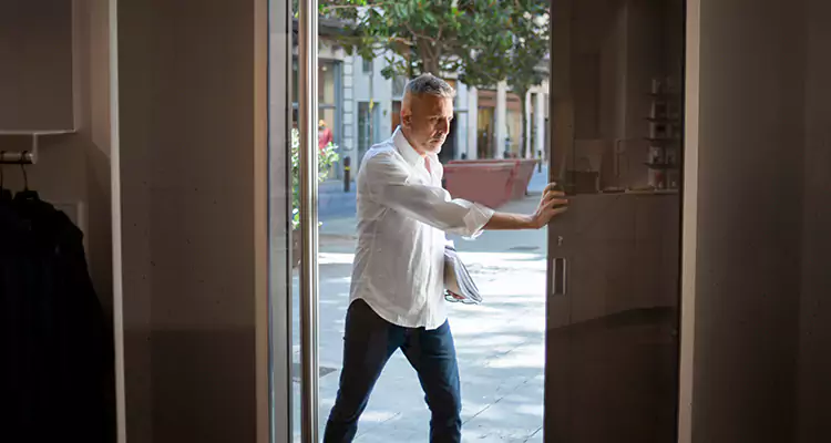 Reliable Pella Patio Door Repair Services for Opening Issues in Belle Glade, FL