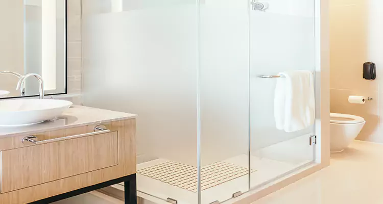Expert Shower Door Fix and Repair in Belle Glade, FL